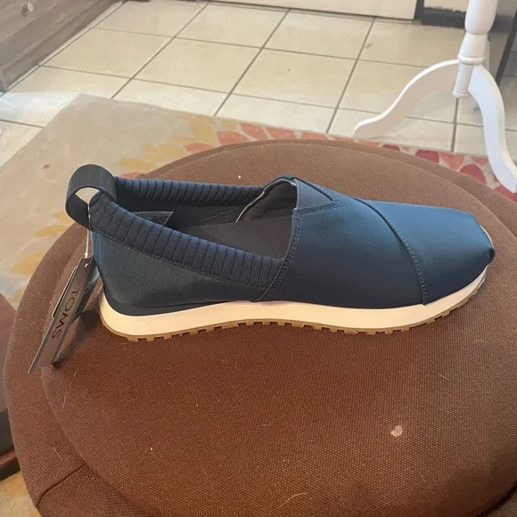 Dark indigo rip stop Alp resident 2.0 Toms men size 7 women’s size 8.5 or 9 - Picture 4 of 5